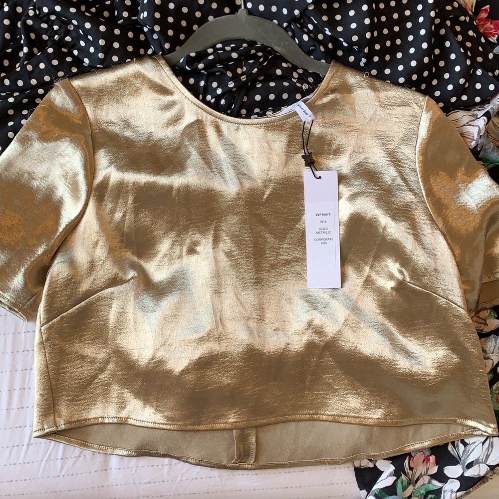 Gold crop top satin for the holidays